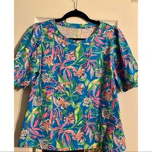 SOLD!!! NWT Lilly Pulitzer Rhett Top Size Medium